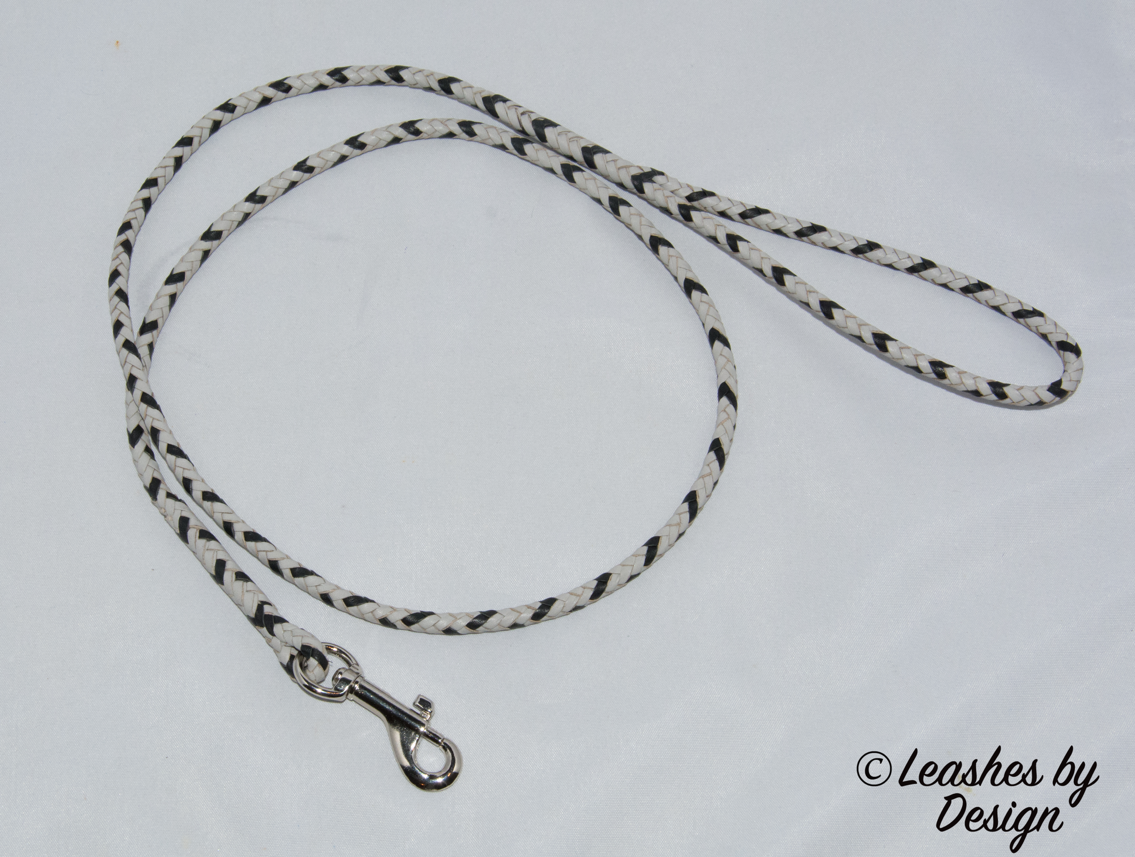  8 strands - grey and black 